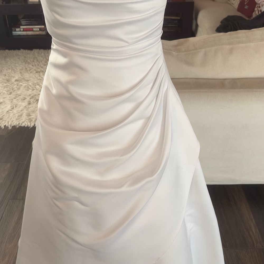 David's Bridal White Satin Ruched Wedding Dress
